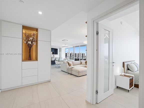 5th image of 2200 N Ocean Blvd Unit N504