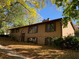 3210 9th Ave NW, Rochester, MN 55901