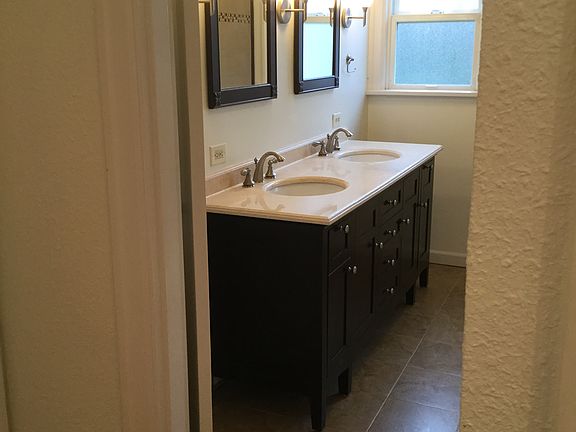 Main floor bathroom