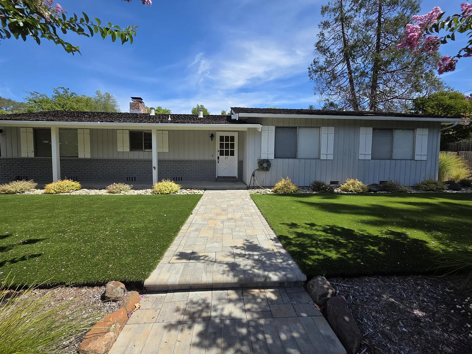 4 bed, 2.0 bath, 1632 sqft, $5,800 — Photo 3