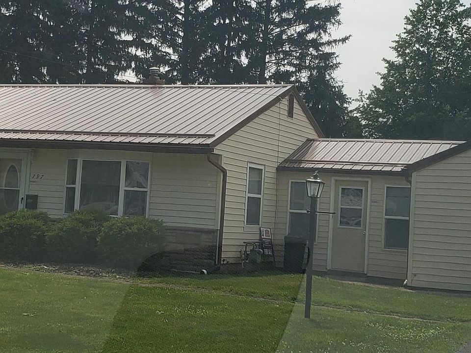 1st image of 797 Meadow Dr