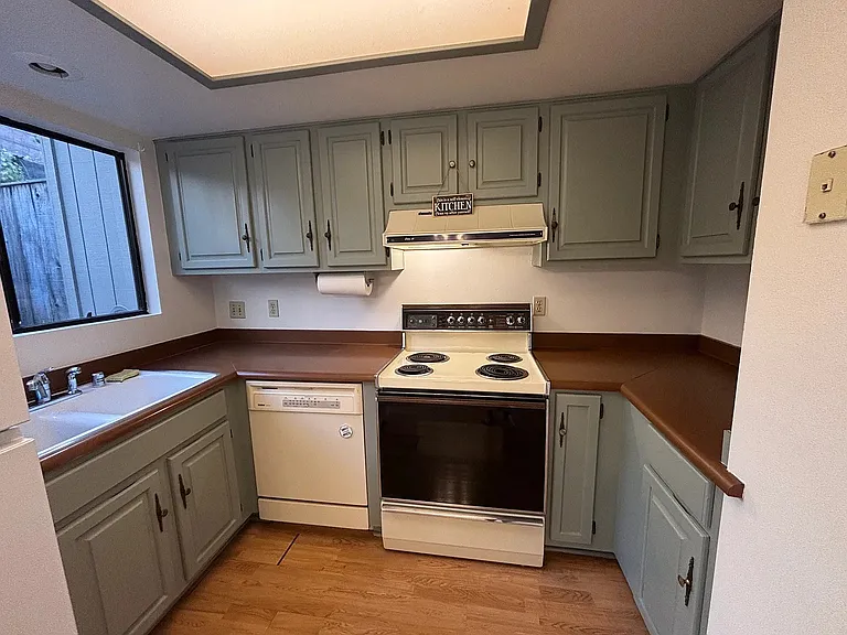 750 Chorro St #12 — Photo 5