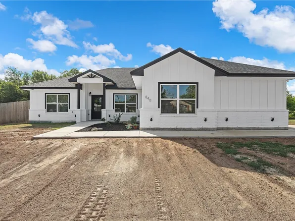 840 Randy Dr, Woodway, TX 76712