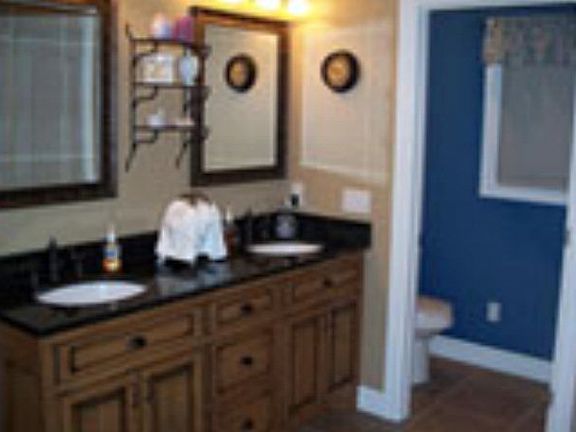 5th image of 104 Oakmont Way
