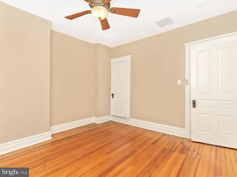 232 Dill Ave — Photo 36