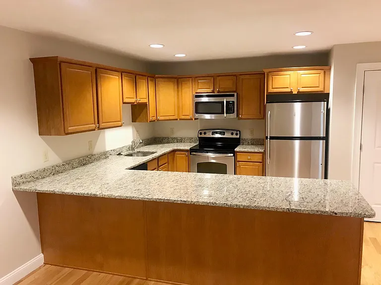 18 Needham St #204 — Photo 7