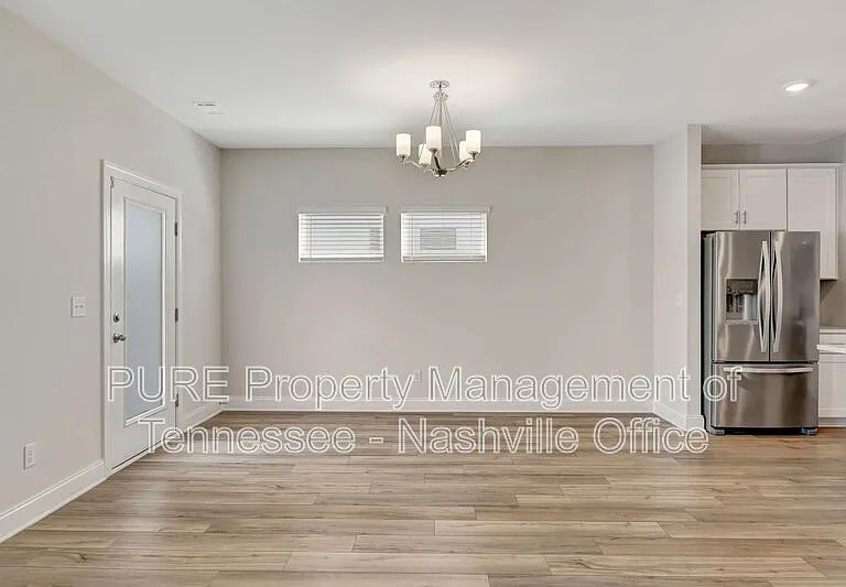 4519 Skywood Ln — Photo 12