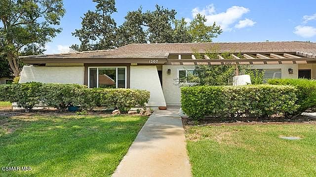 1st image of 1207 Stonewall Cir
