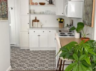 768 Hanson St #3, Fredericton, NB E3B4A2