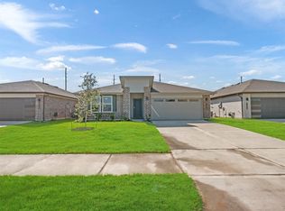 207 Dusty Bridle Ln, Rosharon, TX 77583