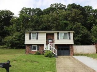 205 Libby Ln, Charleston, WV 25387