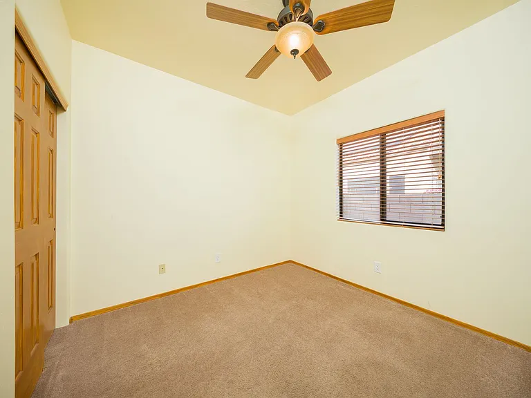 3073 W Placita Montessa — Photo 2