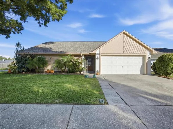 1918 Blue Sage Ct, Brandon, FL 33511