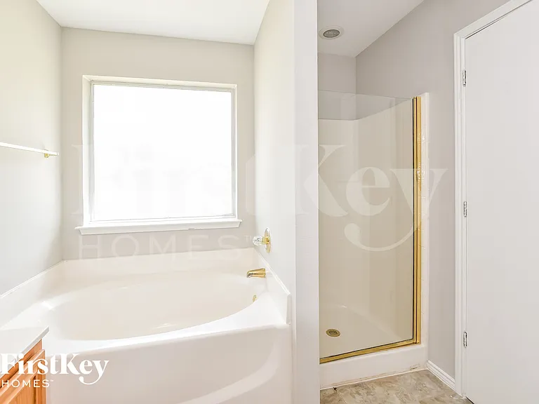 106 Drake Ln — Photo 12