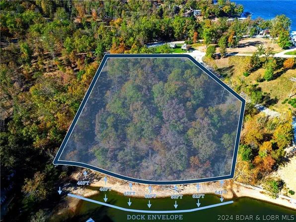River Oaks Ln, Camdenton, MO 65020