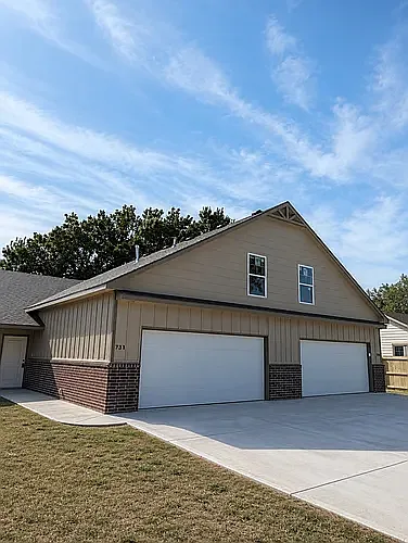 4 bed, 2172 sqft, $1,995 — Photo 1