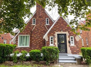 16883 Robson St, Detroit, MI 48235