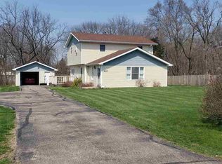410 Peach St, Washington, IL 61571