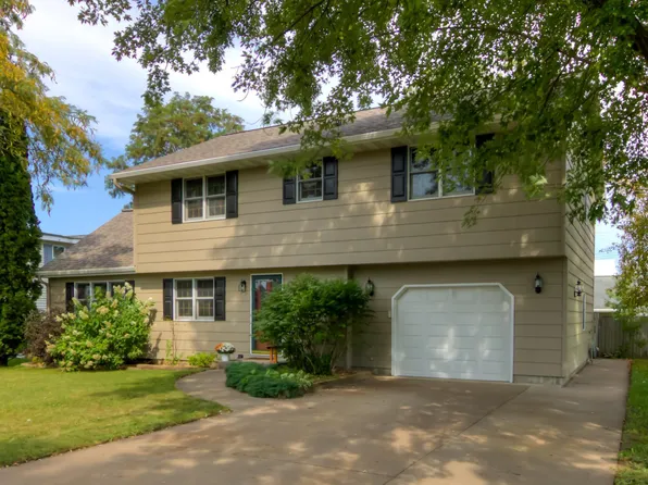 151 W Hawthorn St, Strum, WI 54770