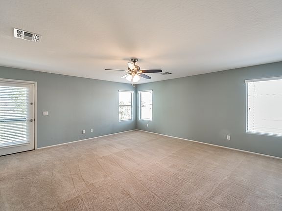 4th image of 2826 E Saguaro Park Ln