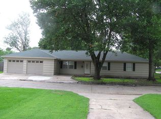 1133 Starfield Ln, West Columbia, TX 77486