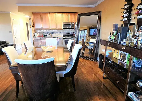 Rented by FRESH SPACES NYC | media 2