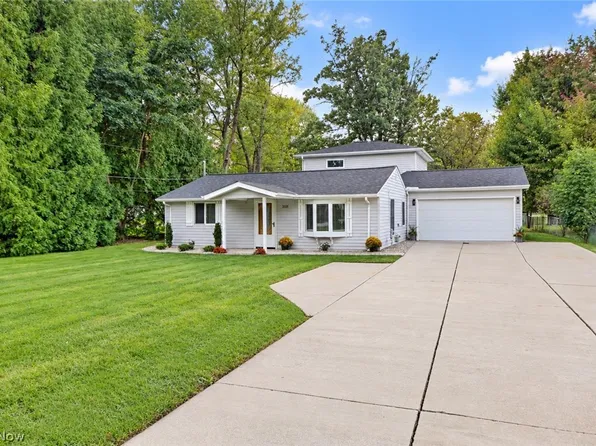 2026 Gaylann Dr, Brunswick, OH 44212