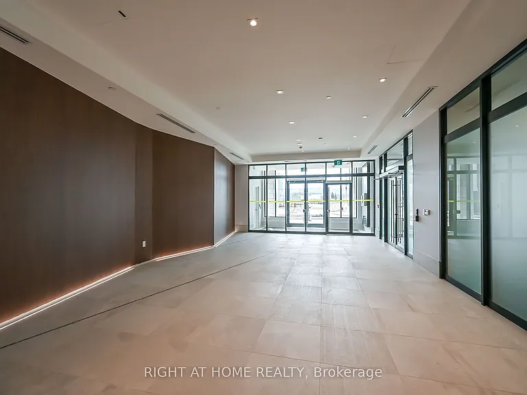 385 Winston Rd #701 — Photo 32