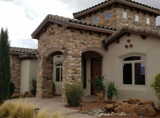 1049 Tulip Rd SE, Rio Rancho, NM 87124