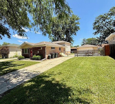 2nd image of 16419 Terry Ln