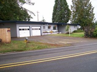 15582 S Henrici Rd, Oregon City, OR 97045