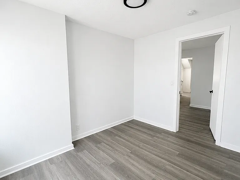 83 Meadow St #3E — Photo 7