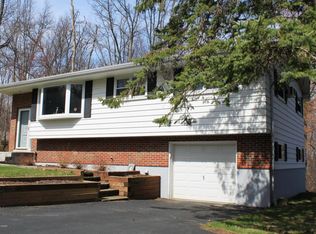 436 Oak St, Cresco, PA 18326