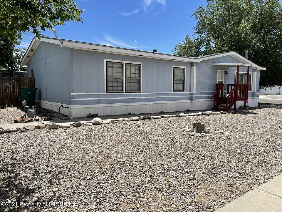 1st image of 2418 Riverview Ln
