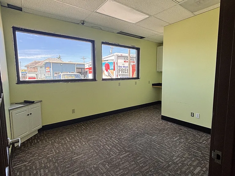 2700 Simpson Ave #103 — Photo 3
