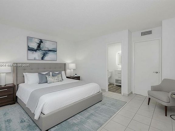 5th image of 5141 W Oakland Park Blvd #210