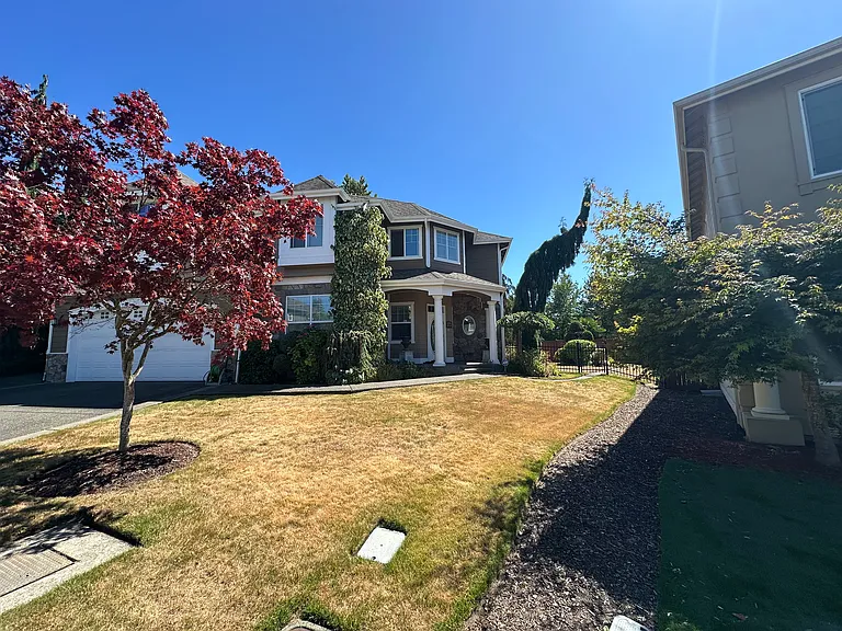 1803 SE 8th St — Photo 5