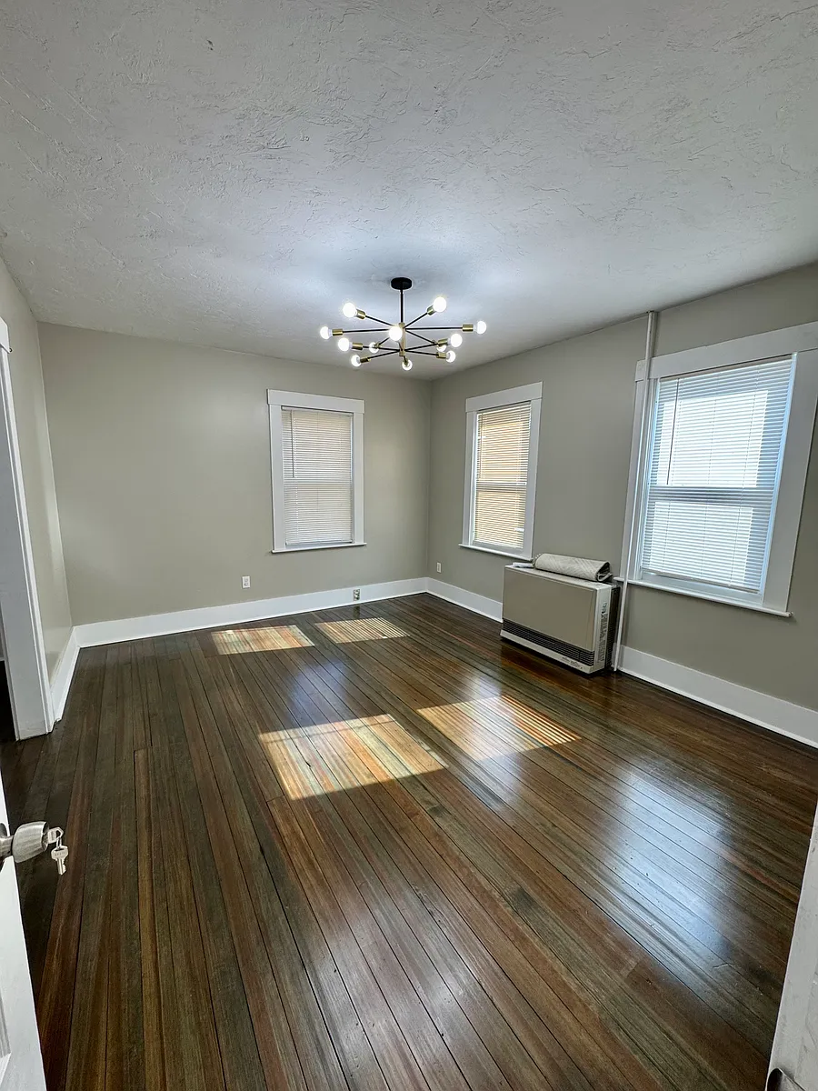 Building Photo - 39 Cliff St #1