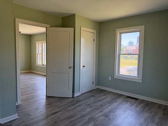 5th image of 8267 Elk Ave