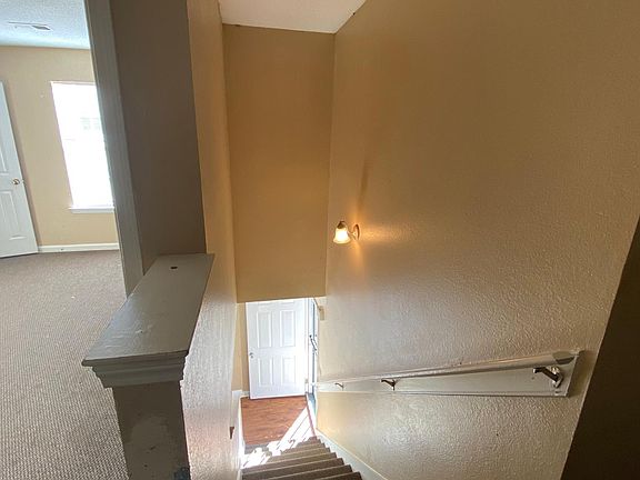 4th image of 4562 Northwood Hills Dr