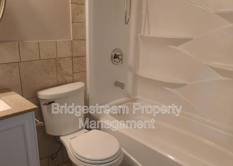 48 Candlewood Ct — Photo 4