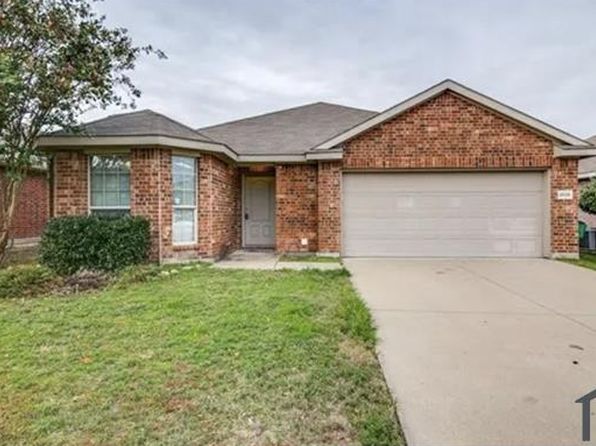 2025 Lake Trail Dr