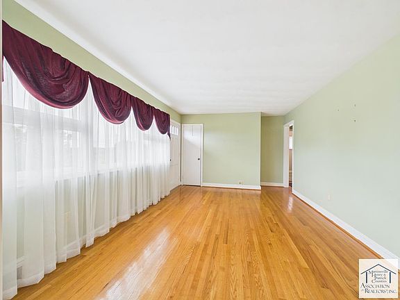 5th image of 62 Norton Rd
