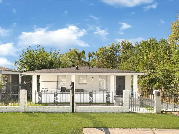 10526 Palestine St, Houston, TX 77029