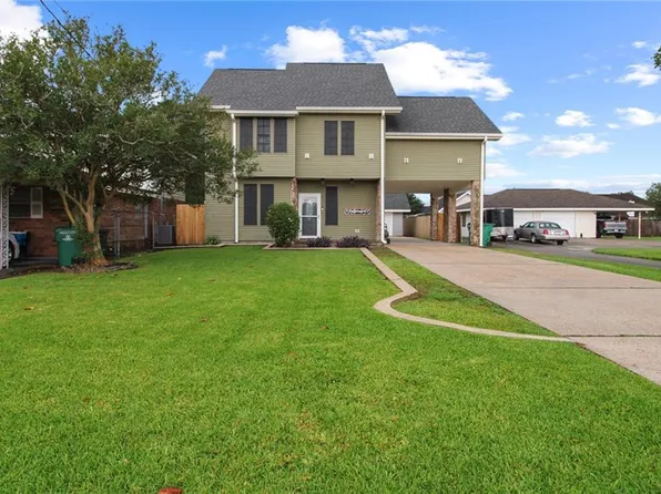 2332 Champagne St, Marrero, LA 70072