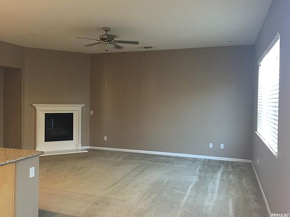 4th image of 1167 Laureto St