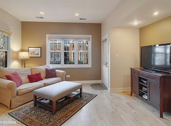 2nd image of 2451 N Janssen Ave #2