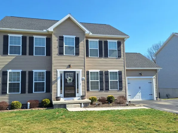 86 Homestead Dr, Hanover, PA 17331