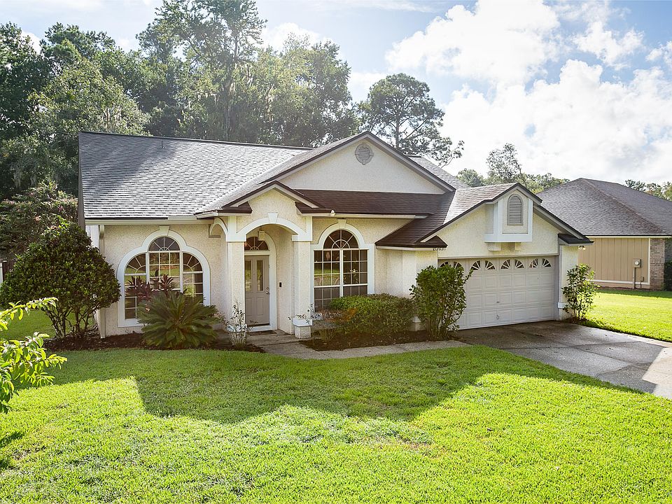 1st image of 10365 Triple Crown Ave