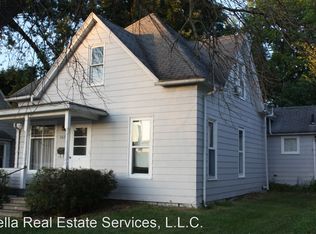 402 Main St, Pella, IA 50219